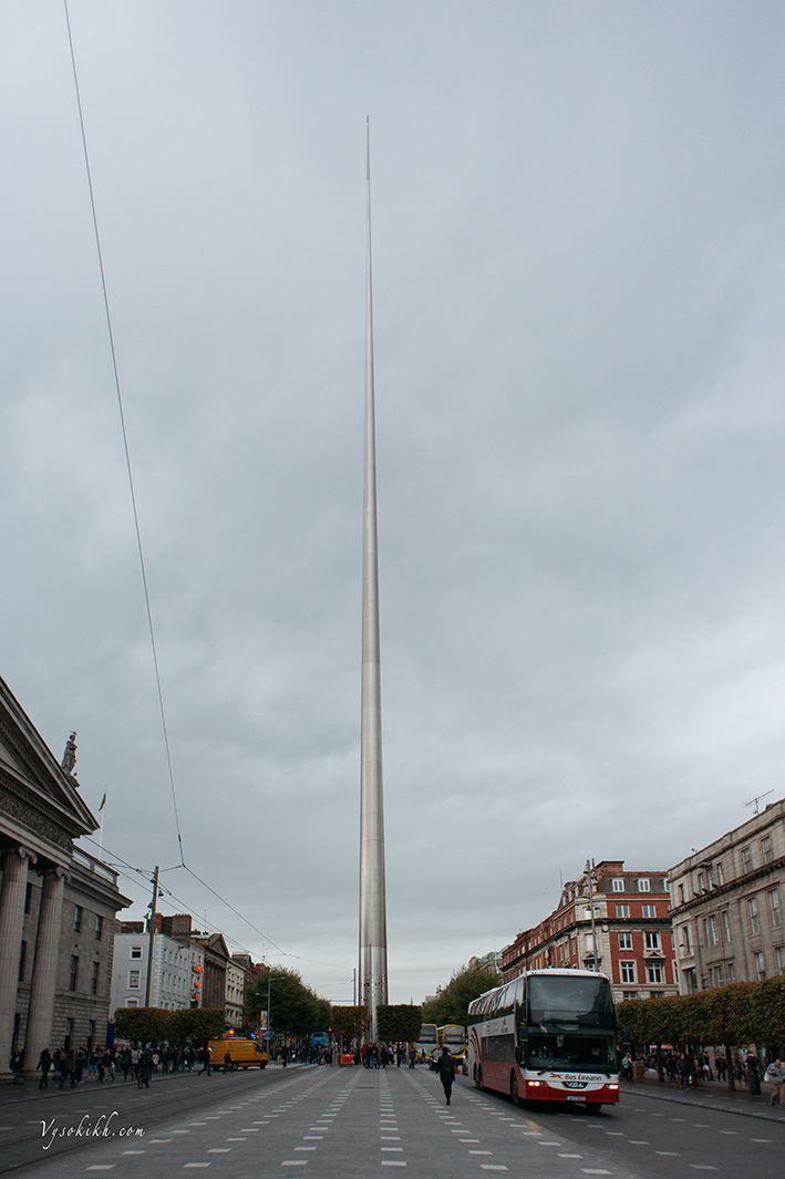 Spire of Dublin - монумент на О`Коннэл стрит, высота 120м